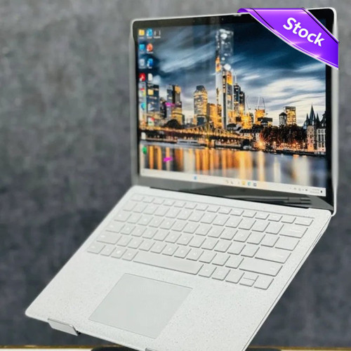 لپتاپ استوک مایکروسافت مدل Surface Laptop2