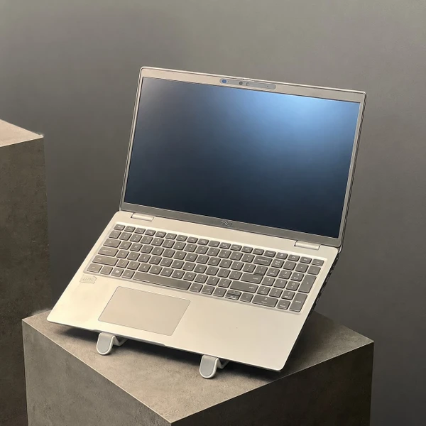 لپتاپ استوک دل مدل Dell Latitude 5520
