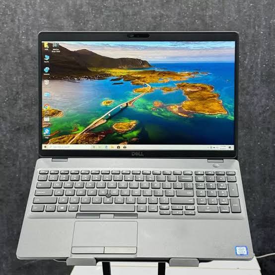 لپتاپ استوک دل مدل Dell Latitude 5500